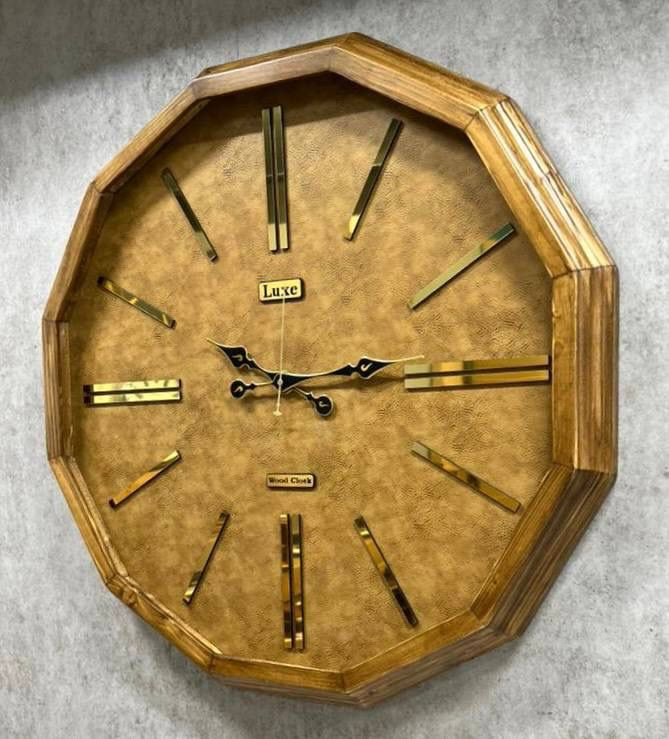 Luxe Wall Clock Model 7560