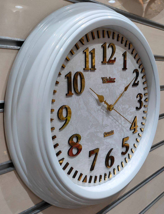 Valar Wall Clock Model 550